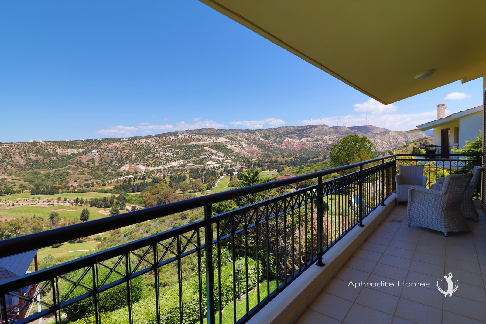 Villa For Sale  in  Aphrodite Hills