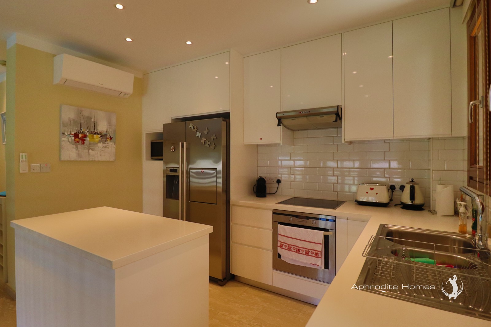Villa For Sale  in  Aphrodite Hills
