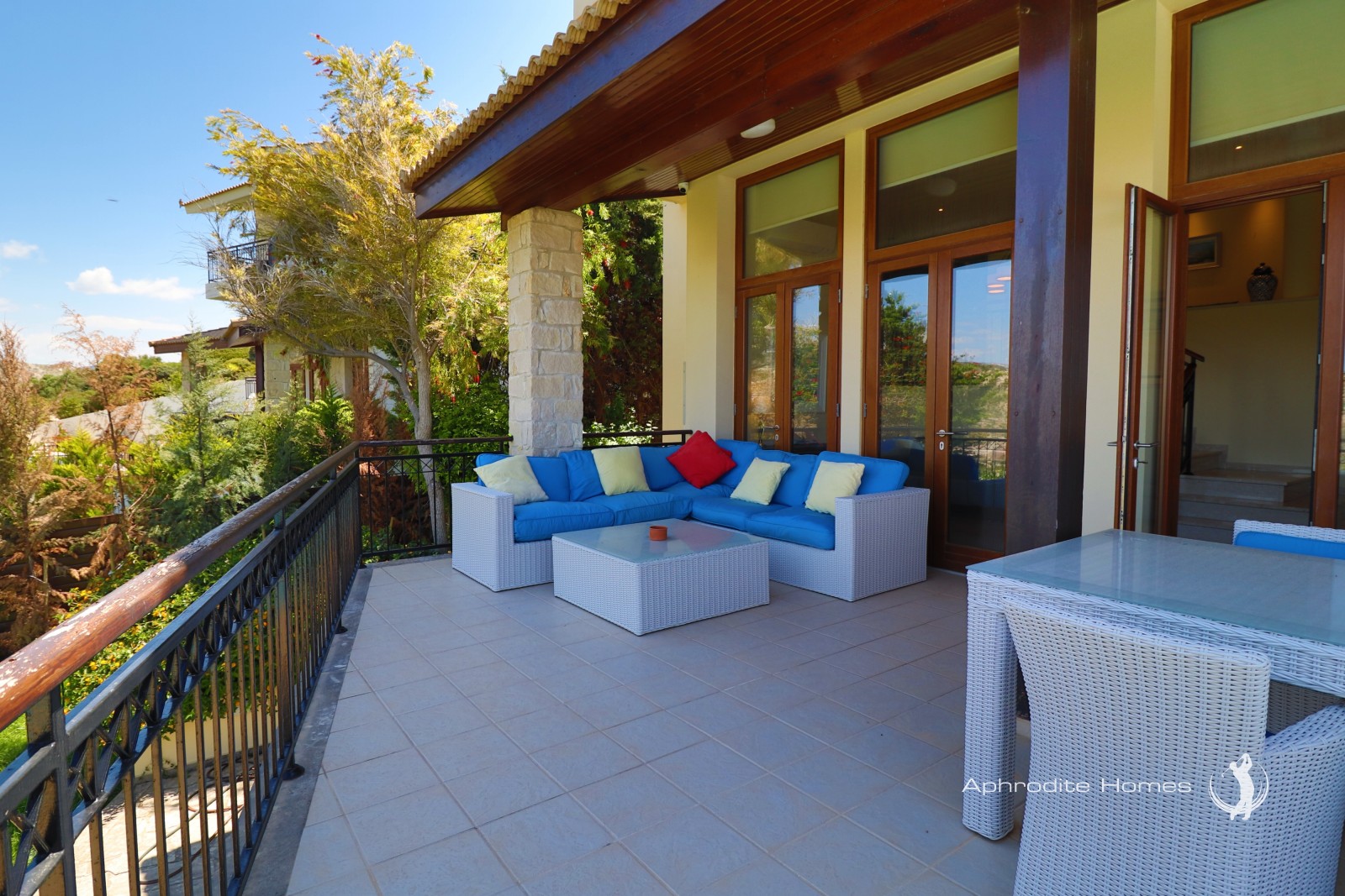 Villa For Sale  in  Aphrodite Hills