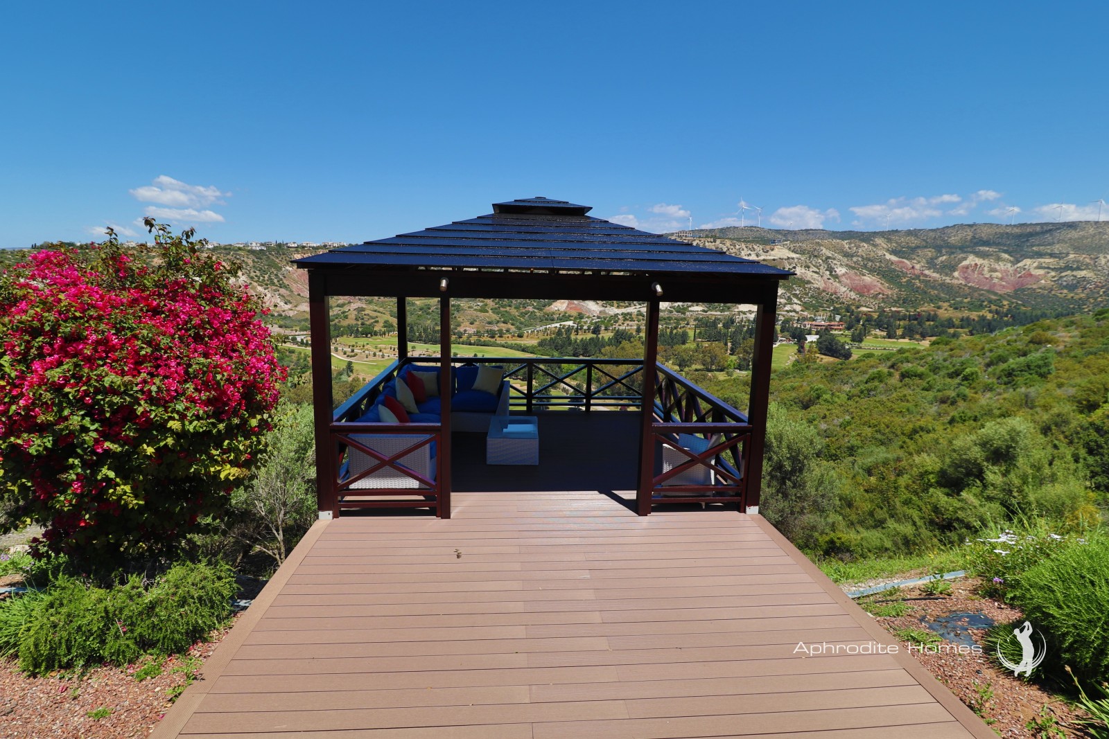 Villa For Sale  in  Aphrodite Hills
