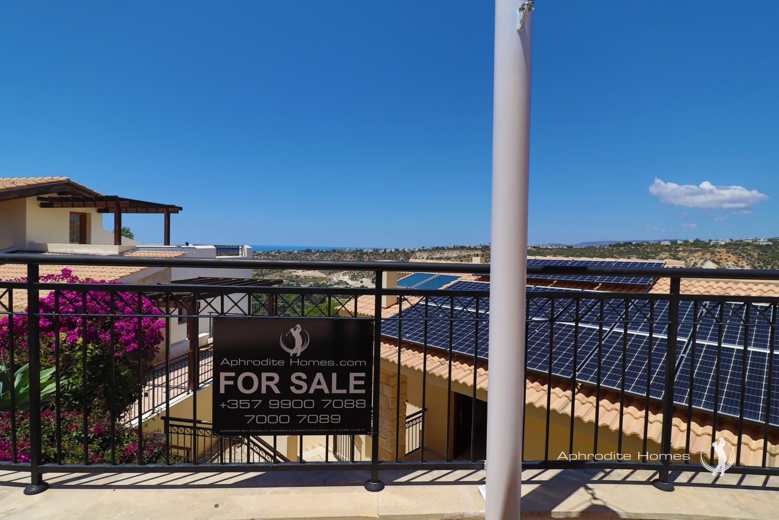 Villa For Sale  in  Aphrodite Hills