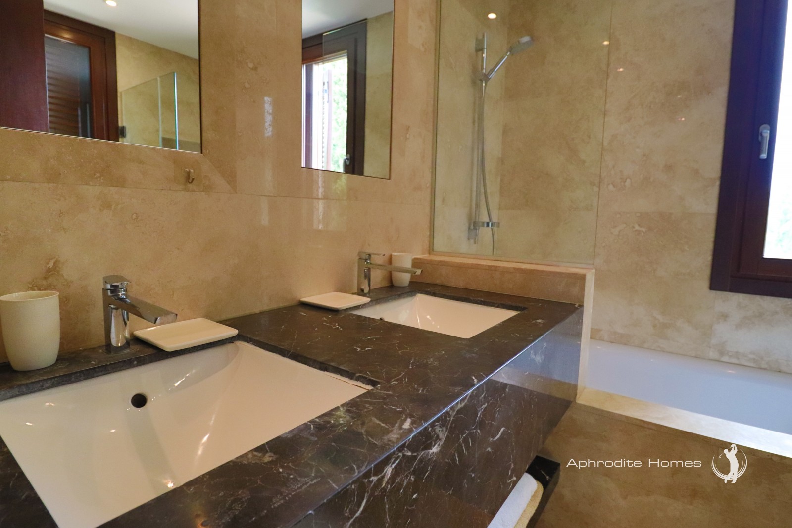 Villa For Sale  in  Aphrodite Hills
