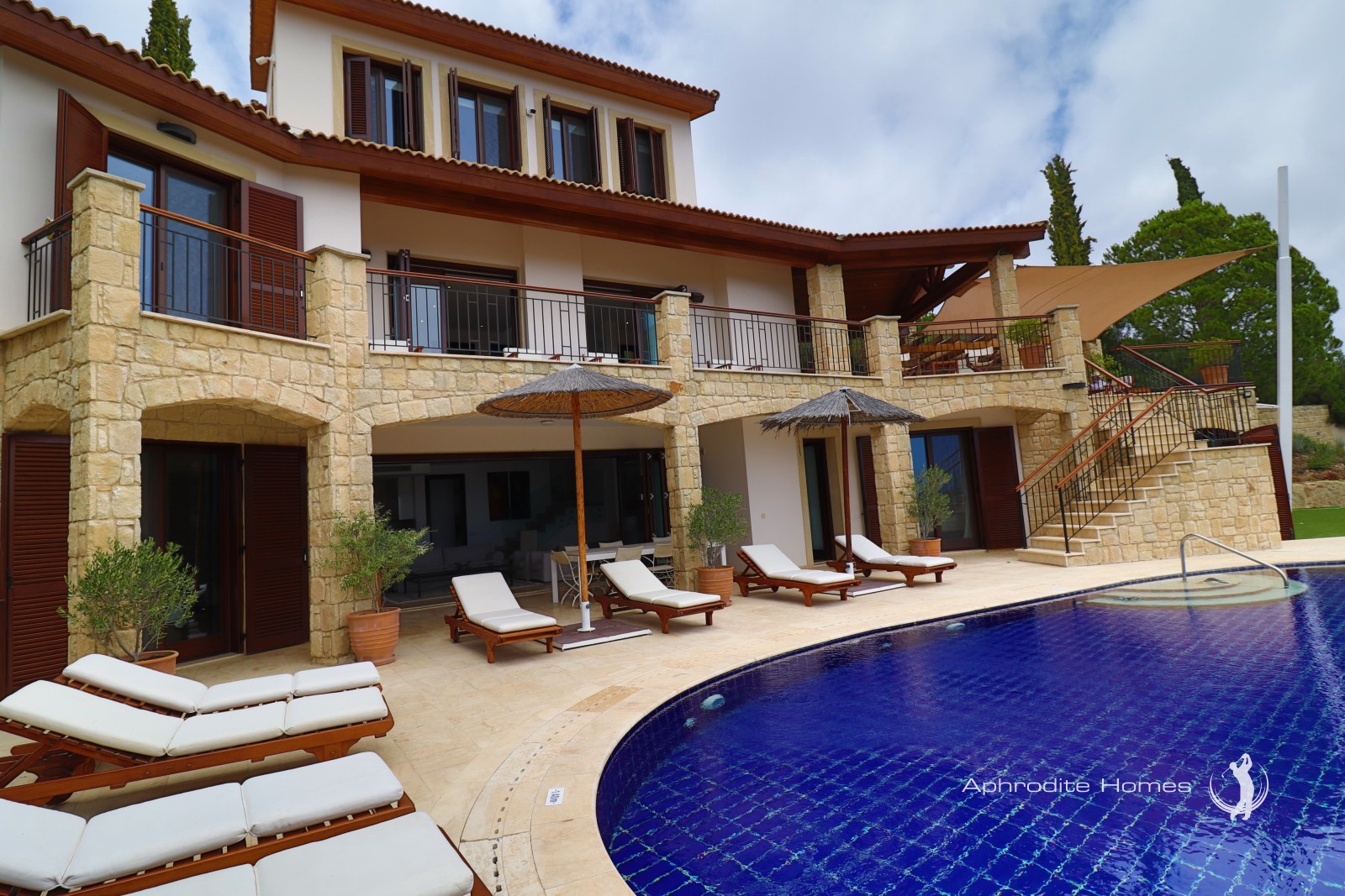 Villa For Sale  in  Aphrodite Hills