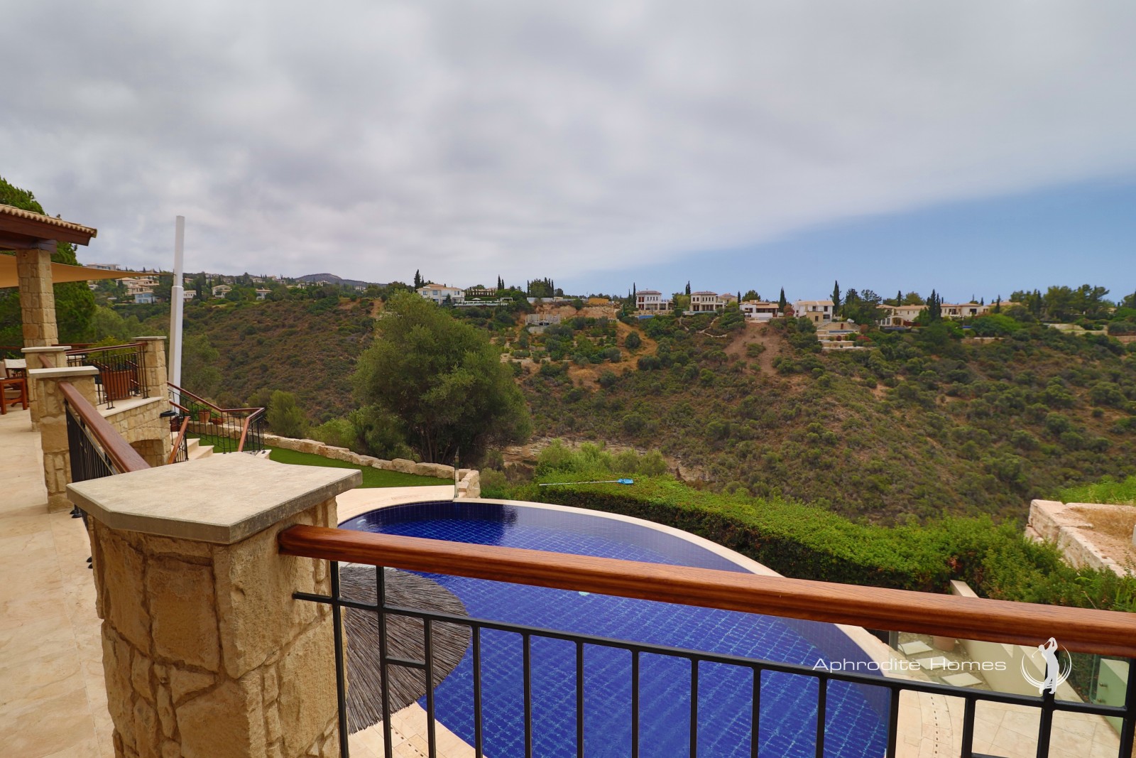 Villa For Sale  in  Aphrodite Hills
