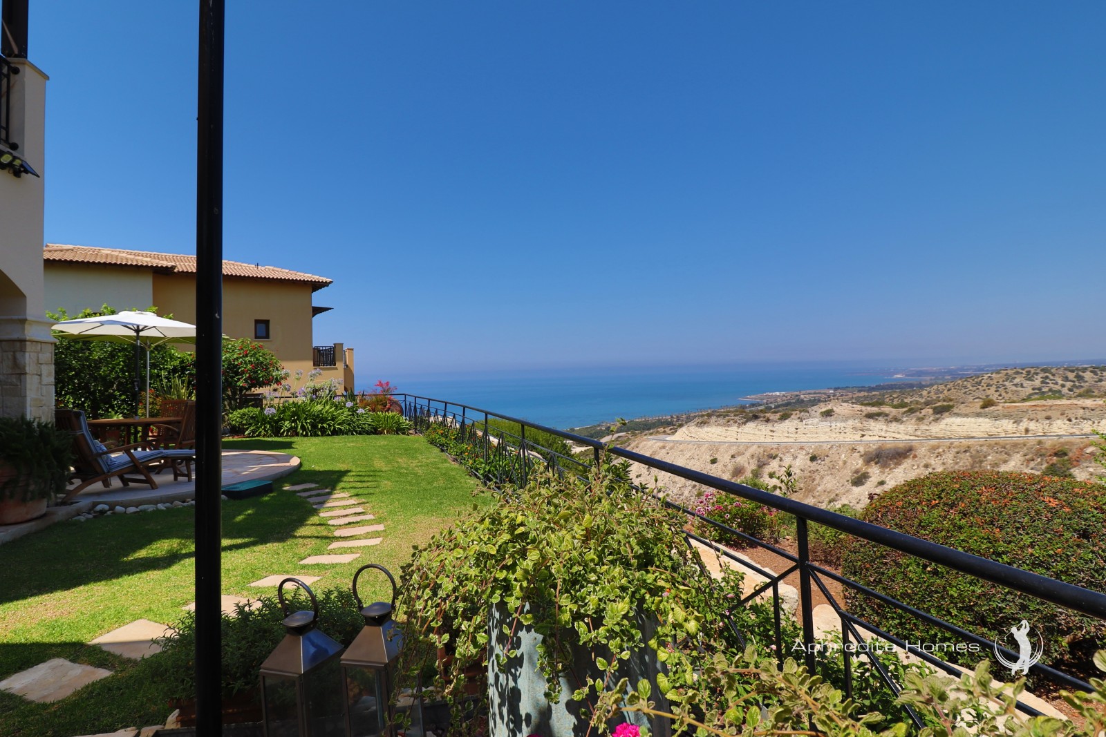 Apartment For Sale  in  Aphrodite Hills - Theseus