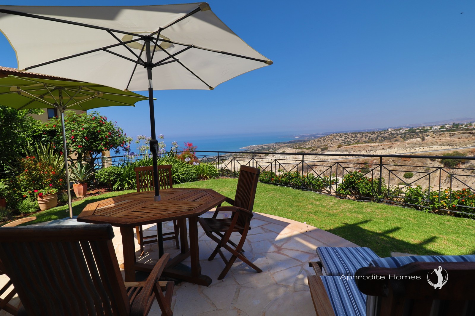 Apartment For Sale  in  Aphrodite Hills - Theseus