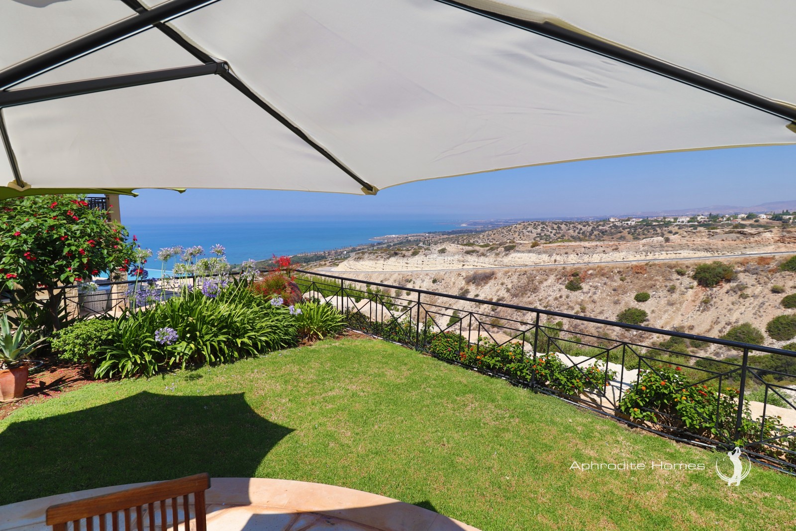 Apartment For Sale  in  Aphrodite Hills - Theseus