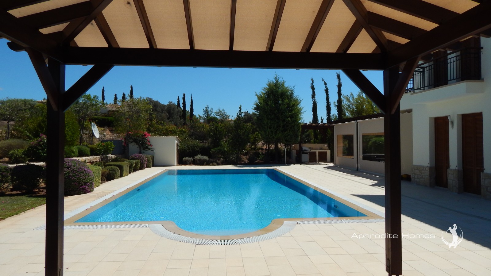Villa For Sale  in  Aphrodite Hills