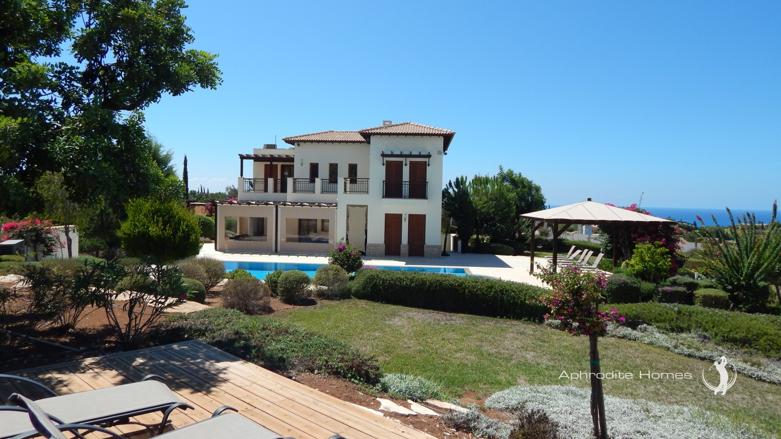 Villa For Sale  in  Aphrodite Hills