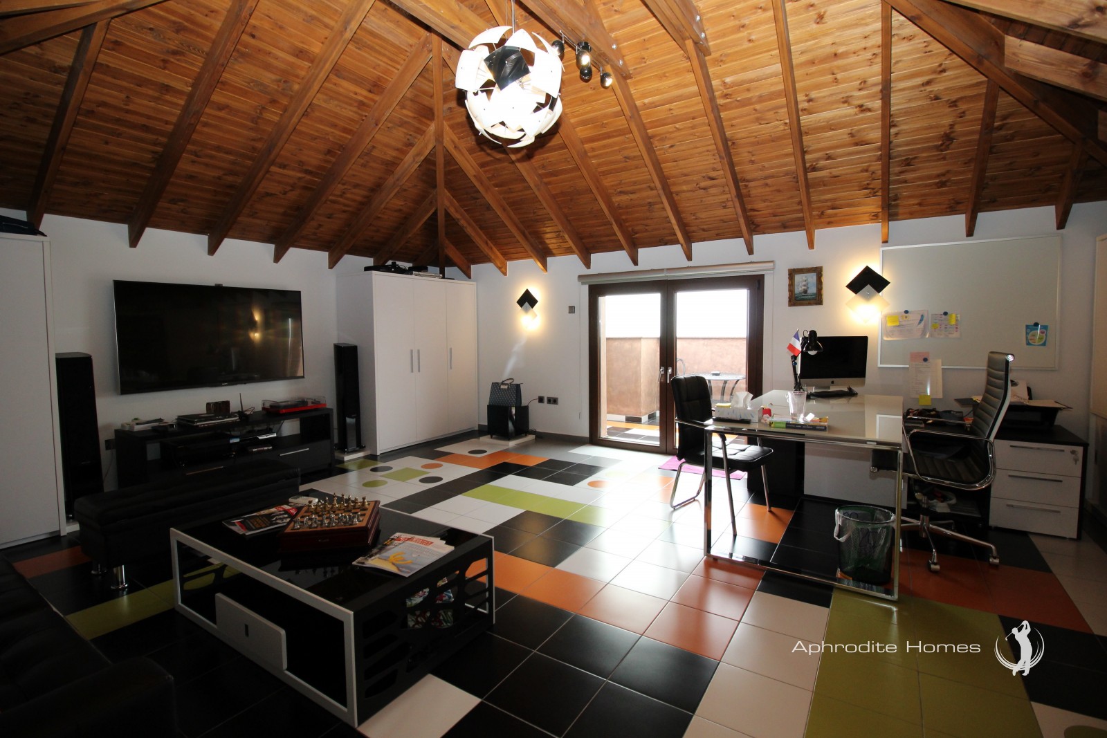 Villa For Sale  in  Aphrodite Hills