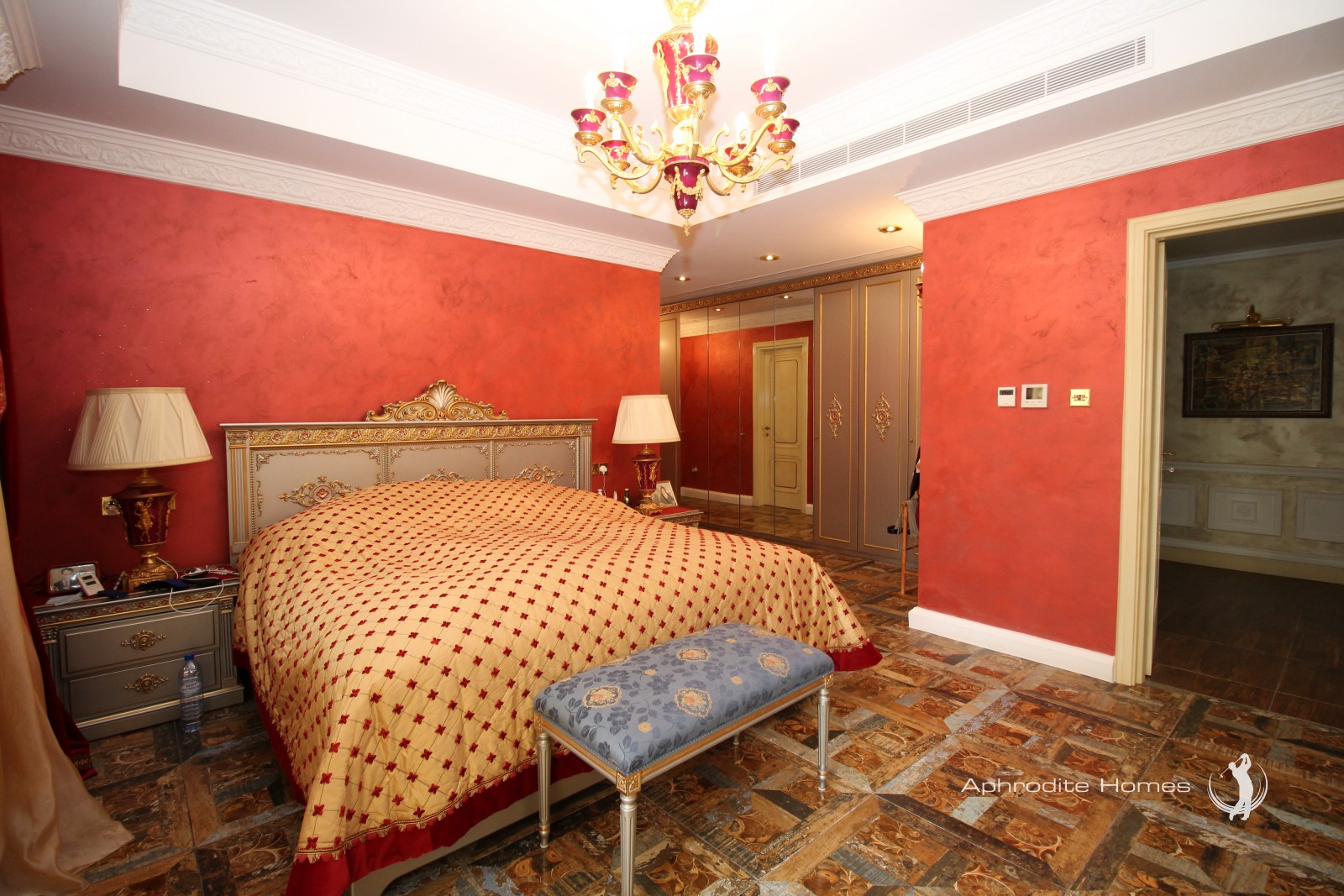 Villa For Sale  in  Aphrodite Hills