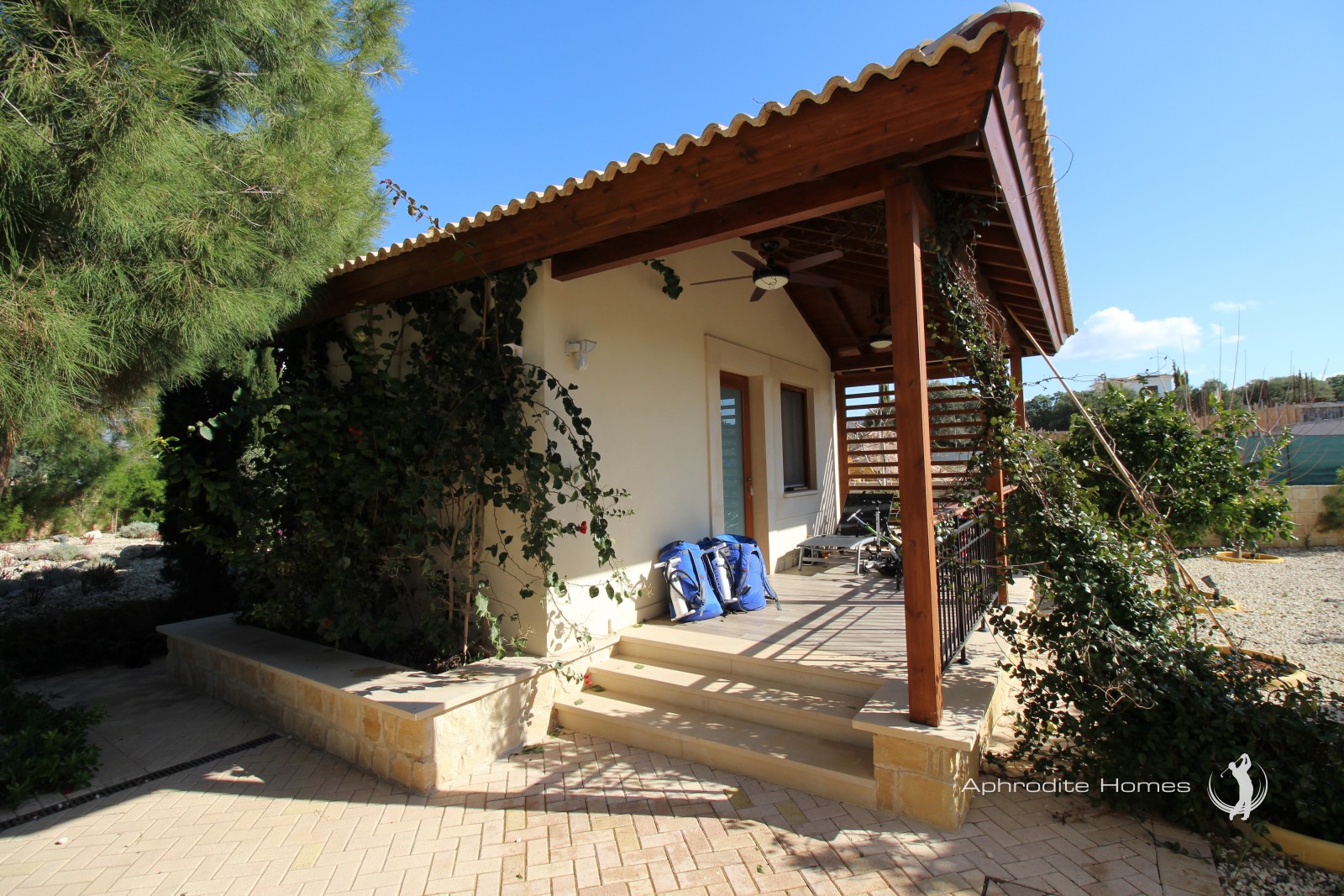 Villa For Sale  in  Aphrodite Hills