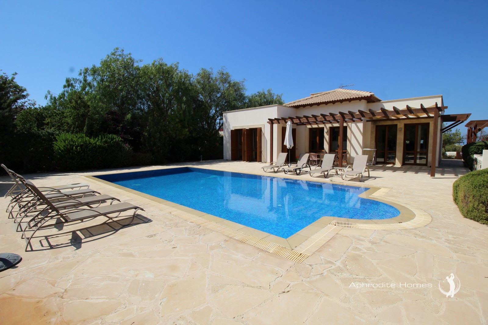 Villa For Sale  in  Aphrodite Hills