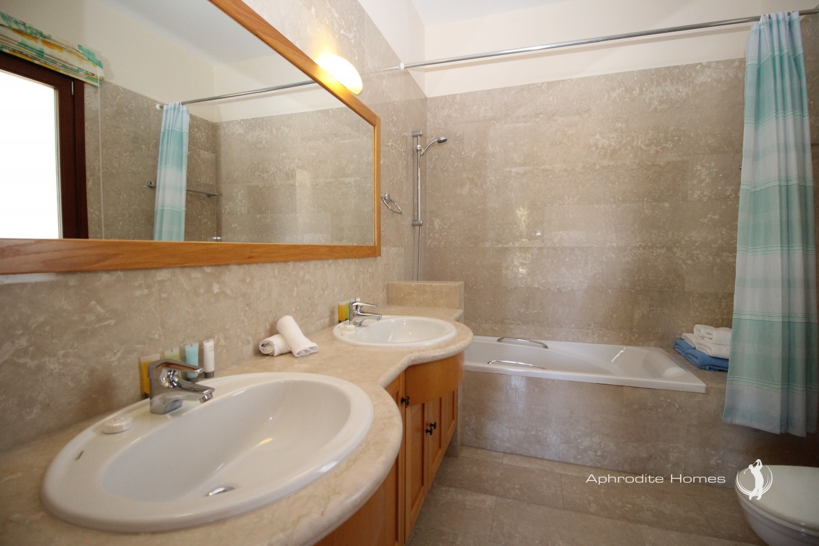 Villa For Sale  in  Aphrodite Hills