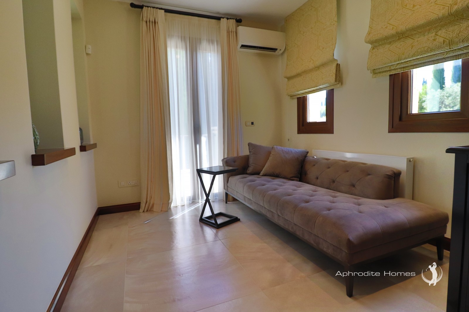 Villa For Sale  in  Aphrodite Hills