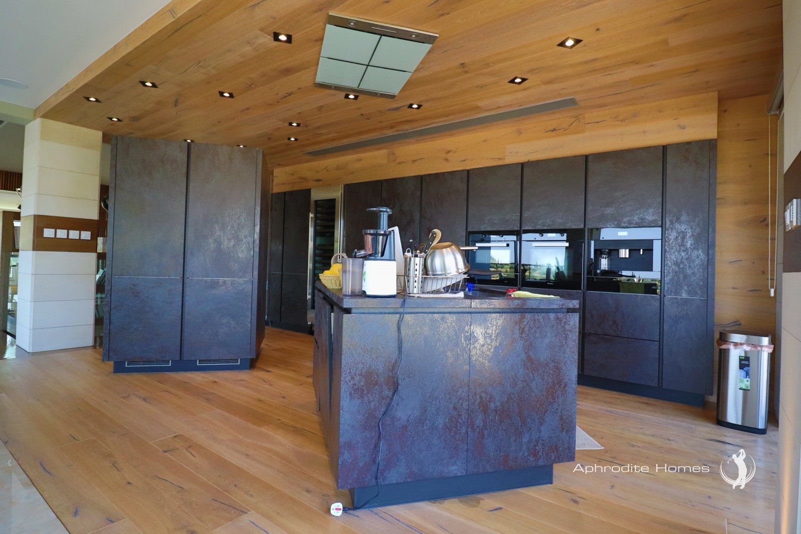 Villa For Sale  in  Aphrodite Hills