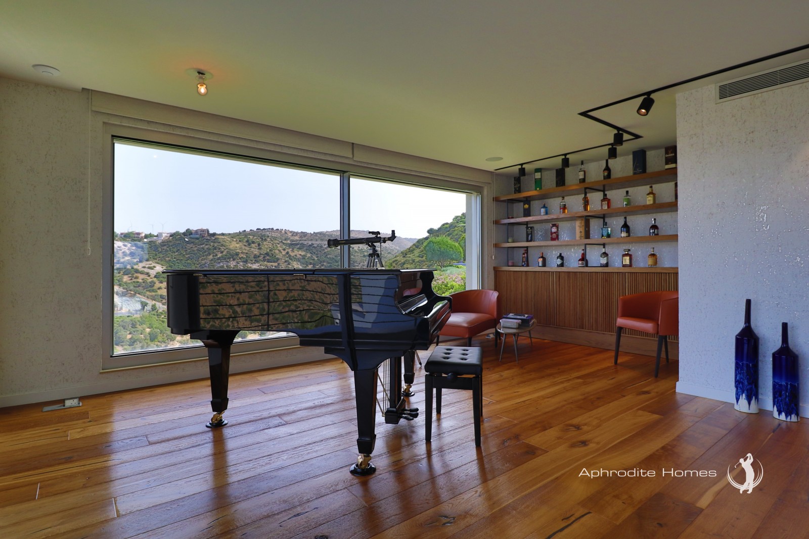 Villa For Sale  in  Aphrodite Hills