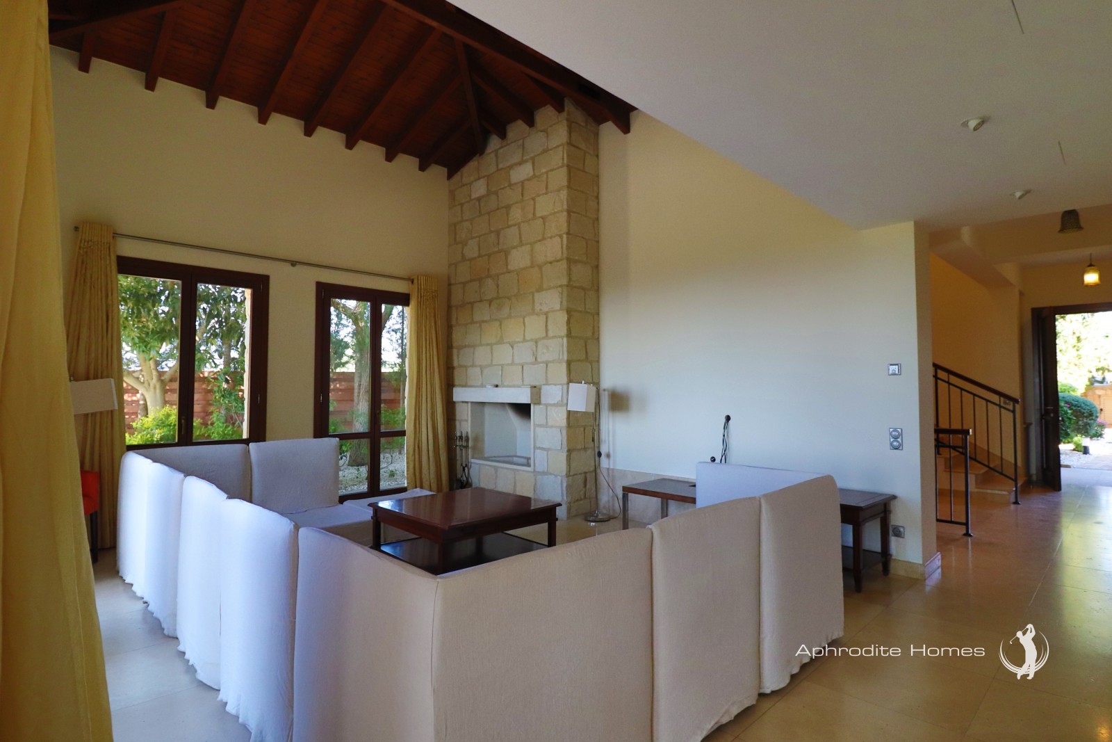 Villa For Sale  in  Aphrodite Hills
