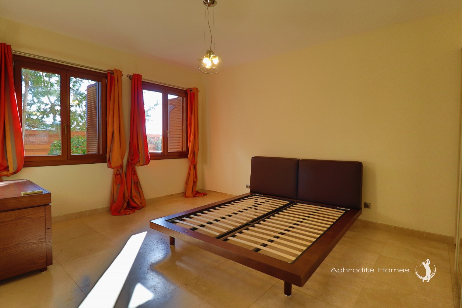 Villa For Sale  in  Aphrodite Hills