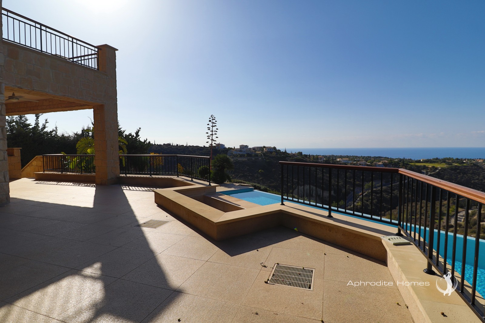 Villa For Sale  in  Aphrodite Hills