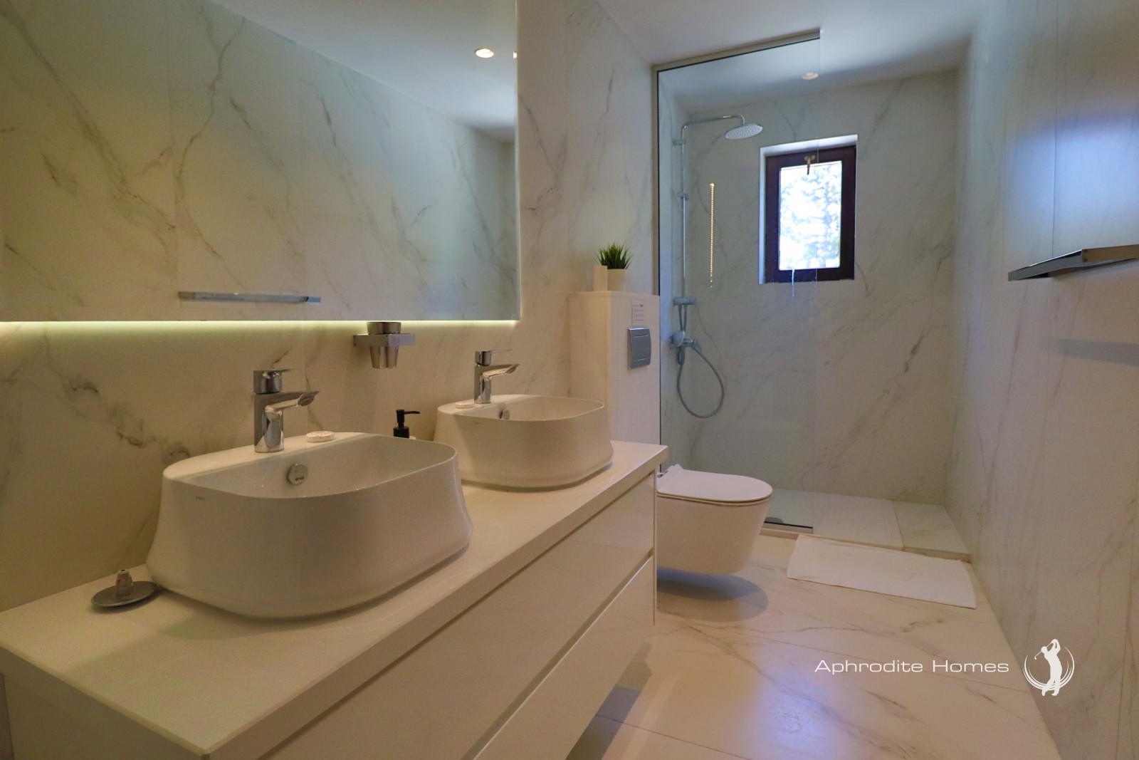 Villa For Sale  in  Aphrodite Hills