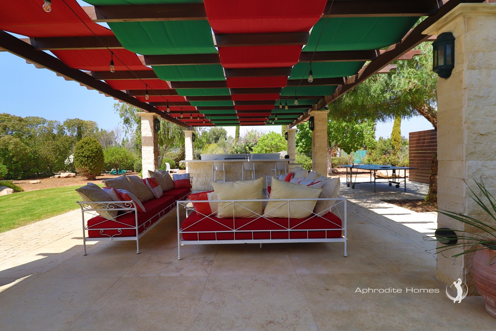 Villa For Sale  in  Aphrodite Hills