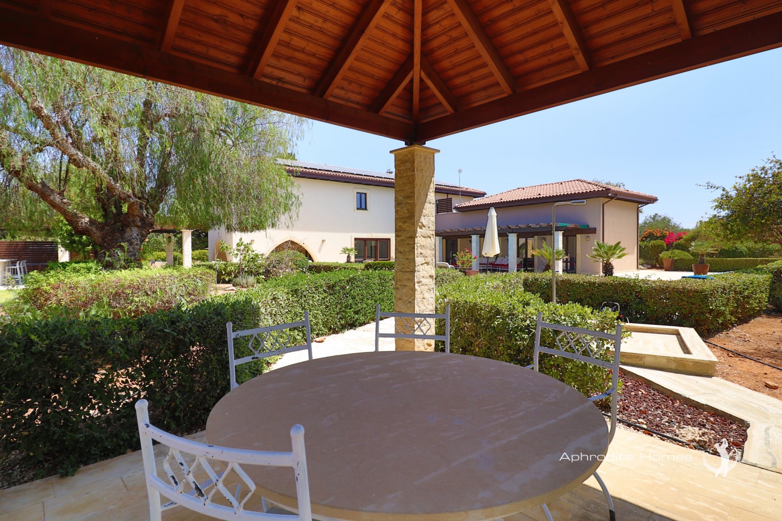 Villa For Sale  in  Aphrodite Hills