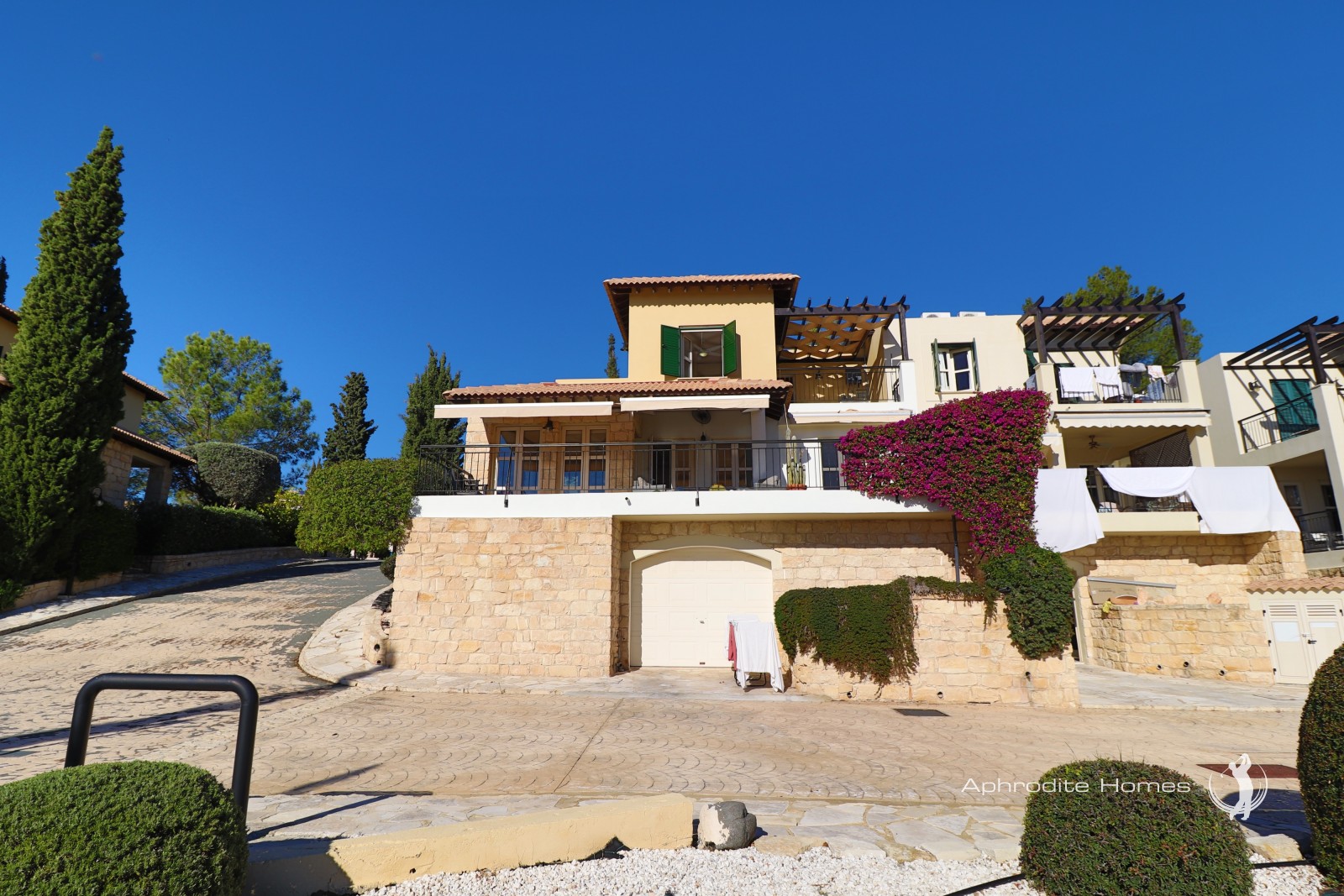 Junior Villa For Sale  in  Aphrodite Hills - Adonis